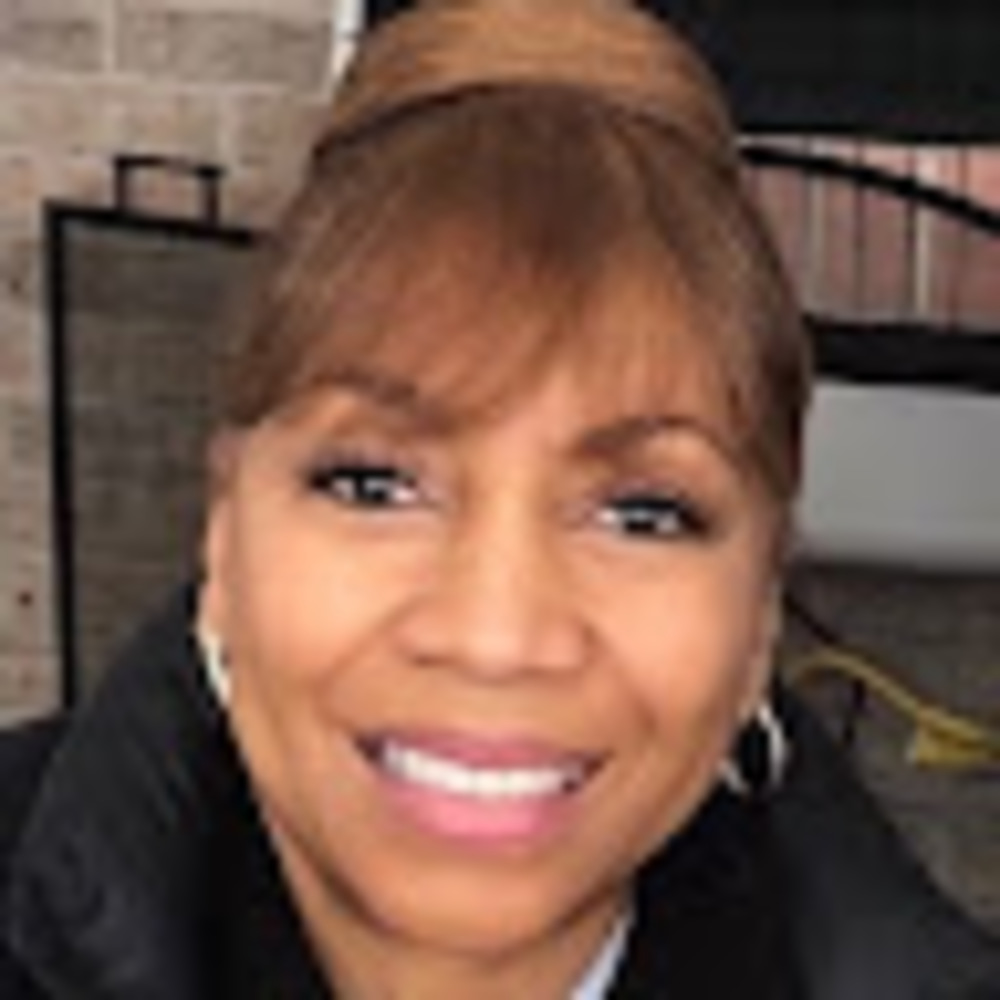 Meet your Posher, Esther